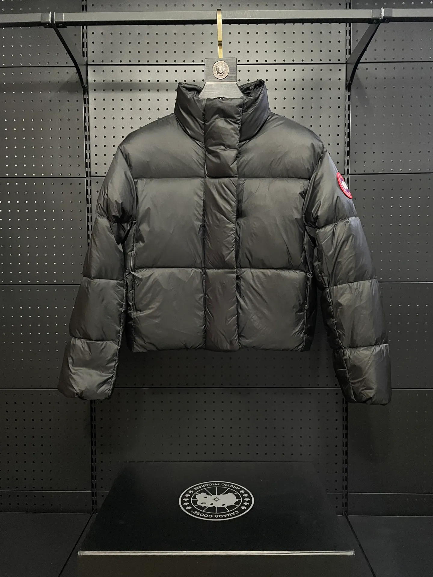 Canada Goose 【 】𝘾𝘼𝙉𝘼𝘿𝘼 𝙂𝙊𝙊𝙎𝙀 2023FW Cypress Series Feather-Light ， 、 。 nylon ， ！ 90% ， 。 ， 。 YKK ， 。 ， ， ， Authentic 。 。 ， 。 ， ， 。 。 ， 。 Size: XS S M( ，Size ) ：Black Gray Size：XS-M